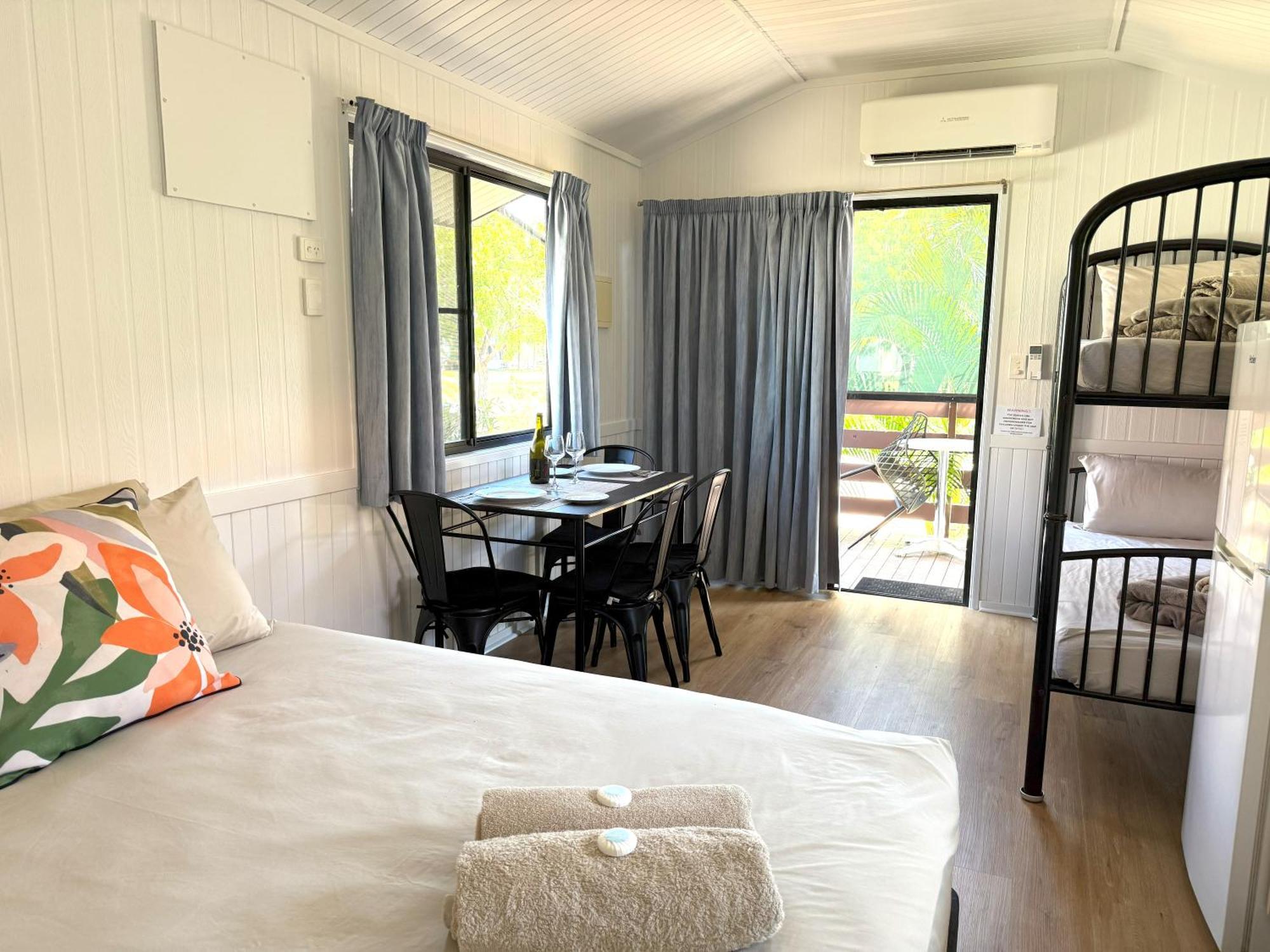 Karumba Point Sunset Caravan Park Екстериор снимка
